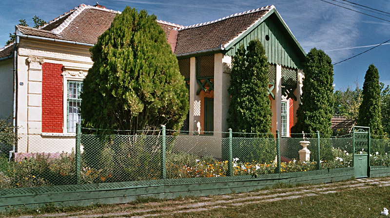 Lukacs-Haus.jpg